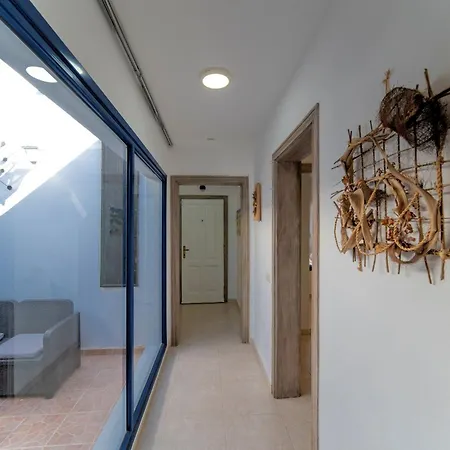 Beautiful 2 Bedrooms Heavenly Lotus Private Pool Close To Amenities Lanzarote