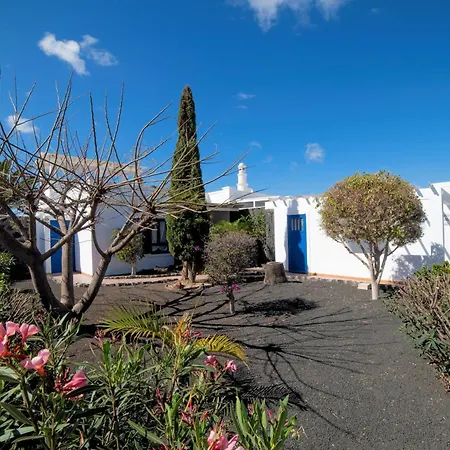 Villa Beautiful 2 Bedrooms Heavenly Lotus Private Pool Close To Amenities Lanzarote