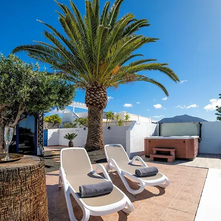 Villa Beautiful 2 Bedrooms Heavenly Lotus Private Pool Close To Amenities Lanzarote